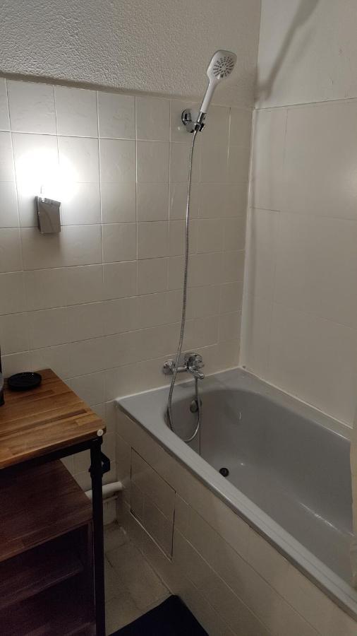 Bordeaux : Grand Studio Cosy Avec Cour Privative Exterior photo