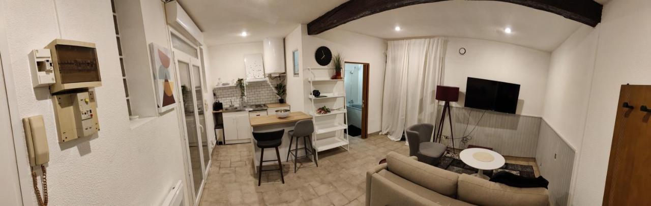 Bordeaux : Grand Studio Cosy Avec Cour Privative Exterior photo